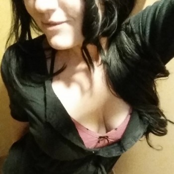 Khoukha - Escorts à Chamoson Profil de Khoukha, 22 ans, Escorts à Chamoson (Valais)