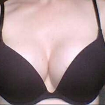 Clotilde - Escorts à Prêles Profil de Clotilde, 32 ans, Escorts à Prêles (Berne)